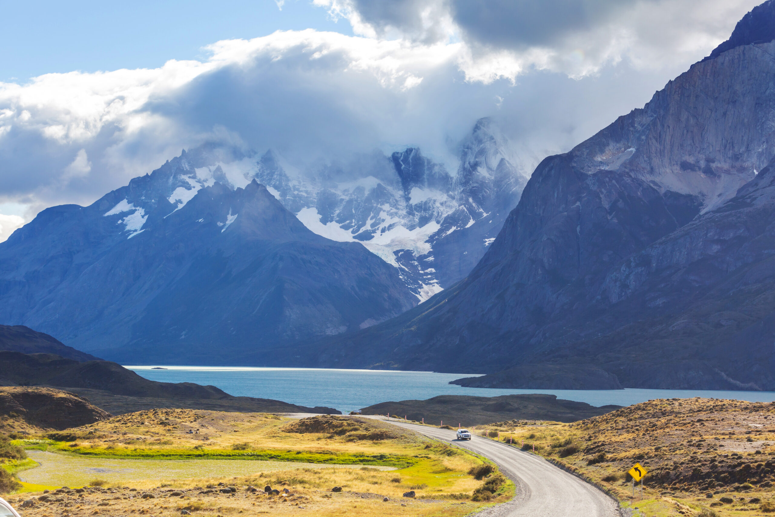 vacation-luxury-road-trip